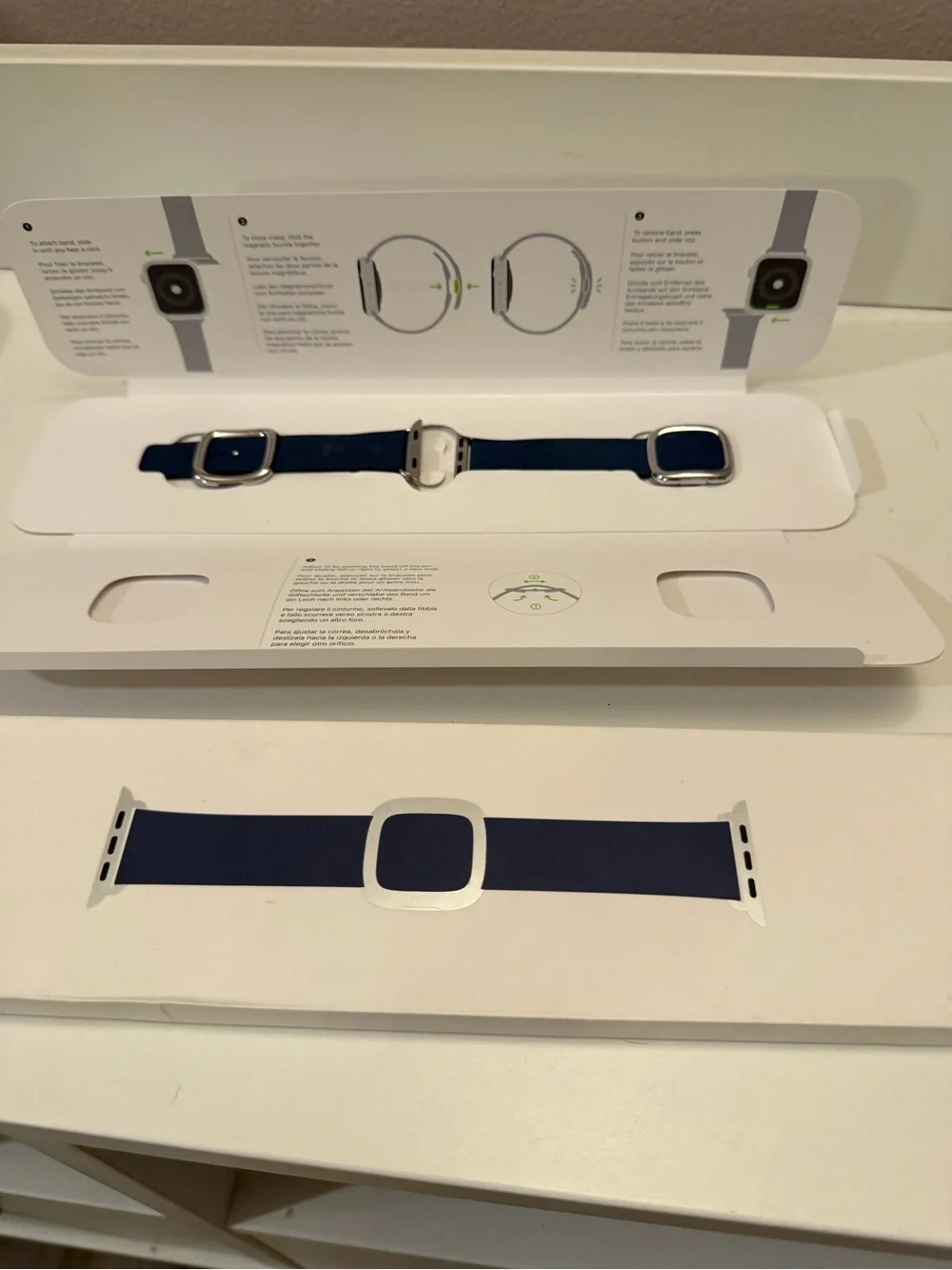 Apple Watch Deep Sea Blue Modern Buckle Leather Band Stainless Steel 40mm